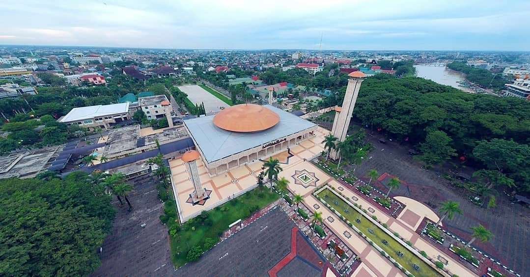 Atap Mesjid Raya Sabilal Muhtadin by Ir. Judyanti Mutiara