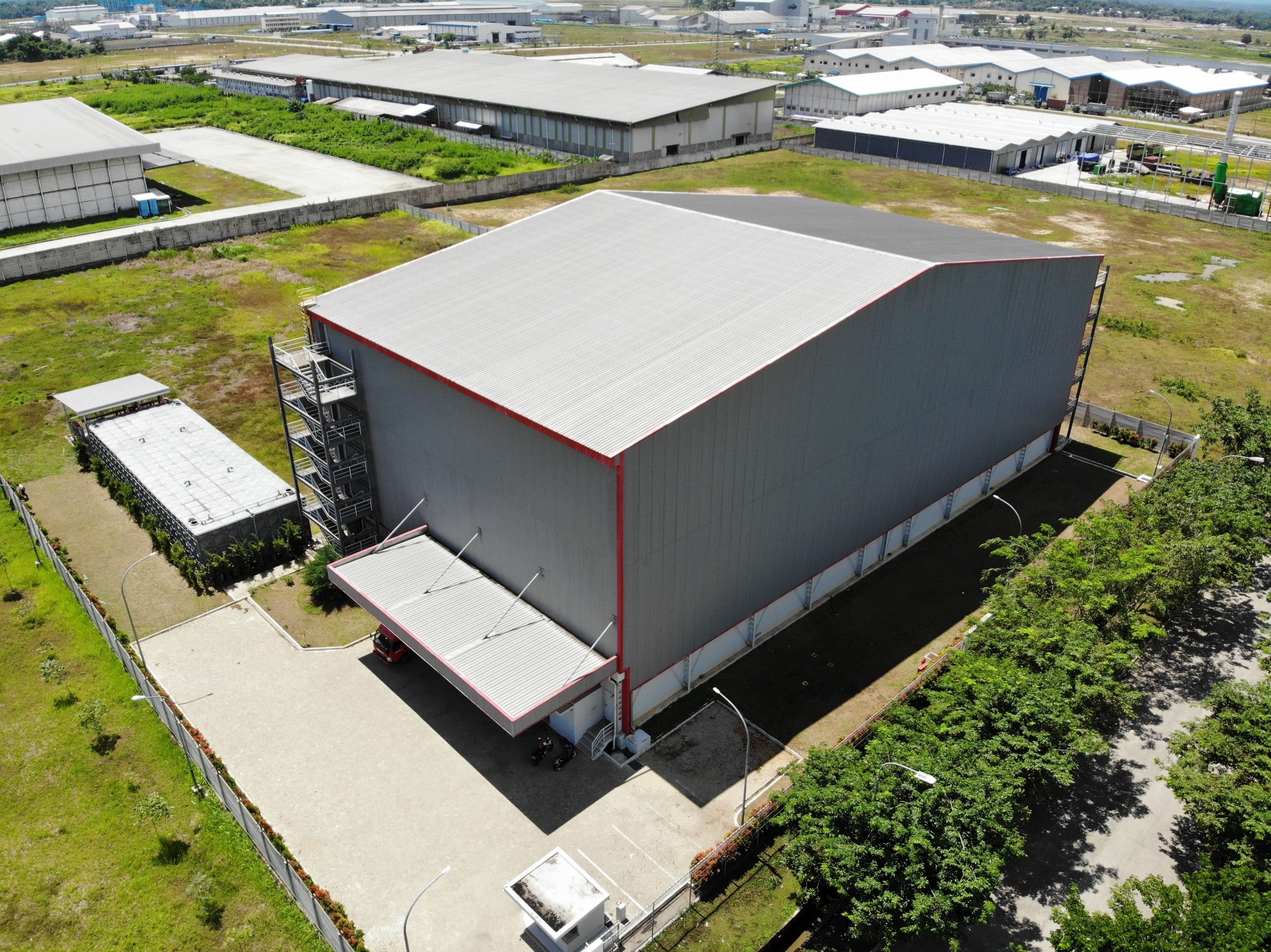 Crown Warehouse by (-)