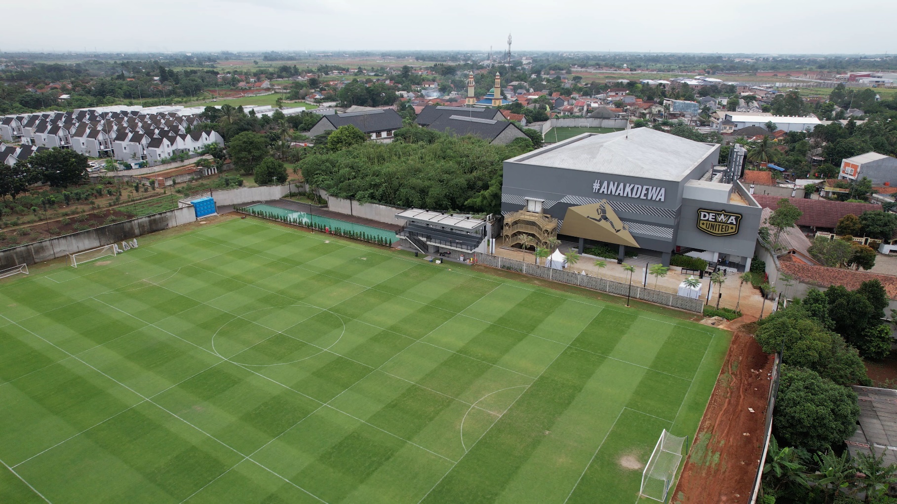 Dewa United Stadium by Libradi Dwiputranto