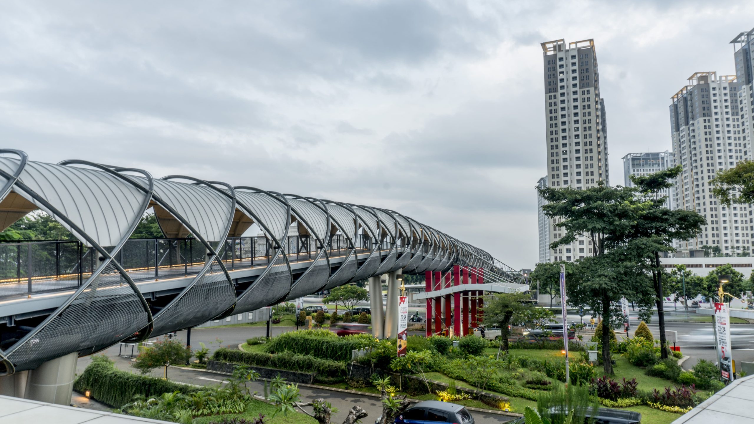 JPO Summarecon Mall Serpong by PT Urbane Indonesia