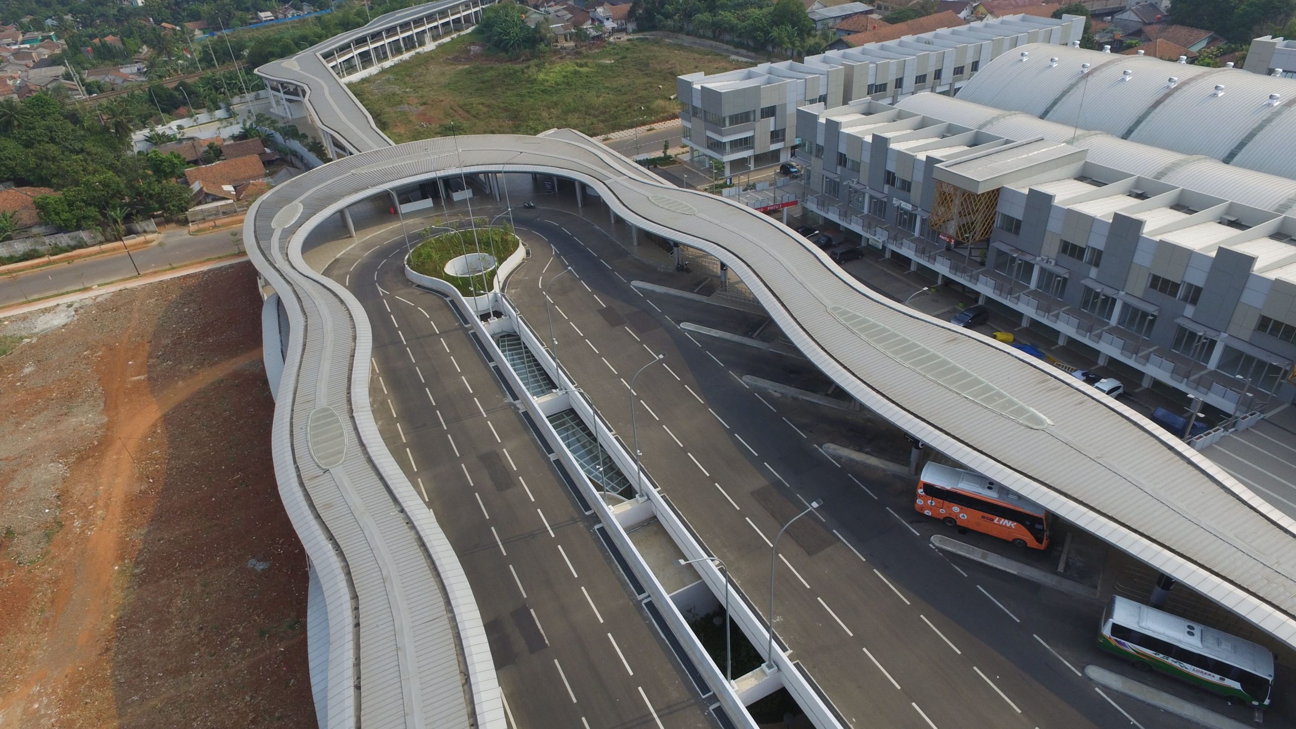 Terminal Intermoda BSD by PT Penta Architecture & PT Adhi Karya